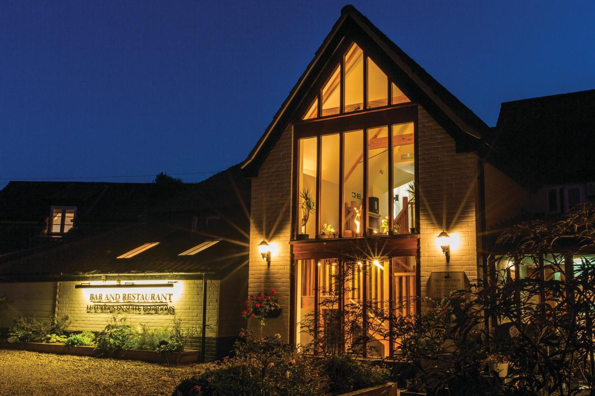 The Black Swan Inn Horsham St Faith Exteriör bild