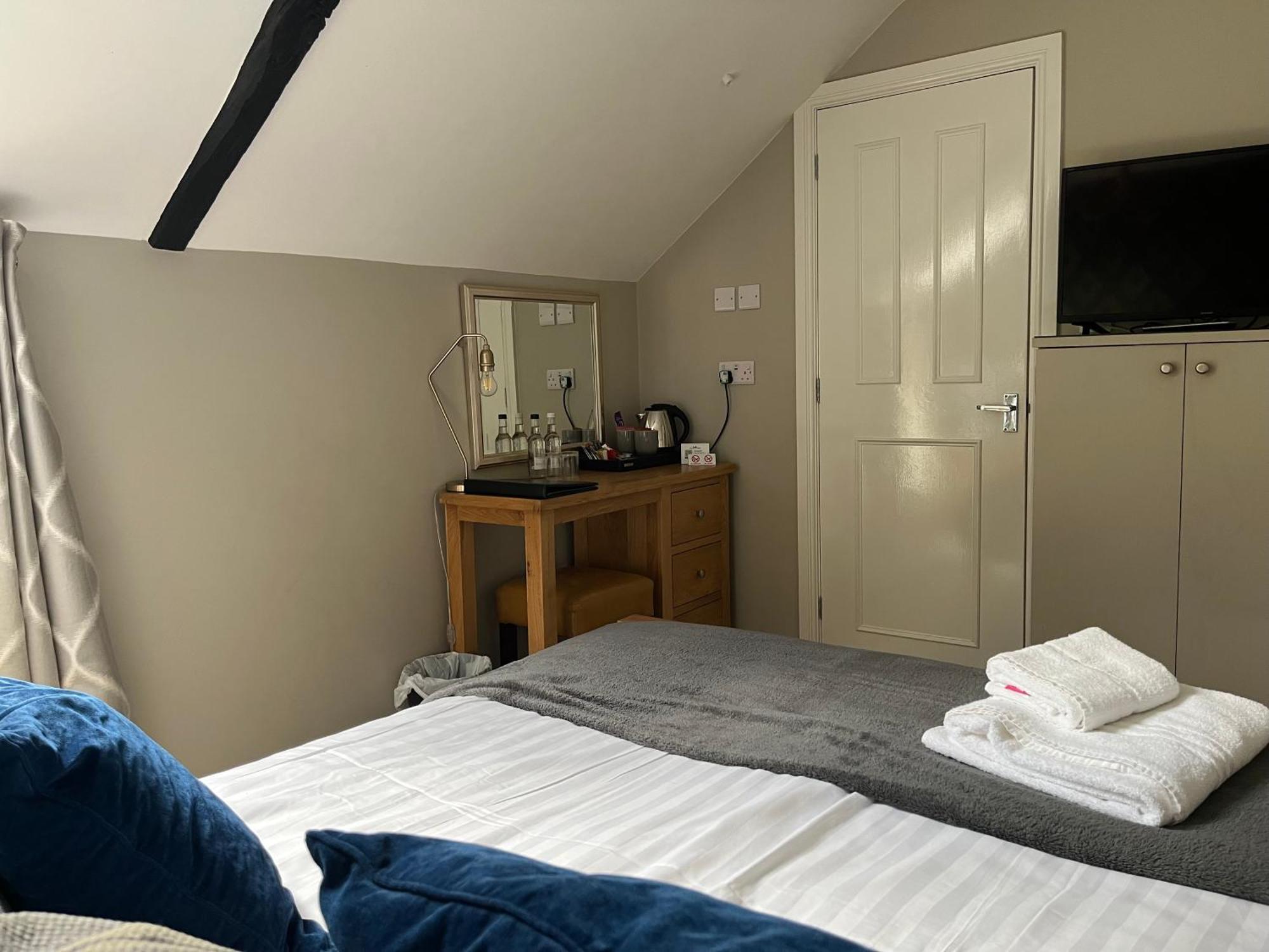 The Black Swan Inn Horsham St Faith Exteriör bild