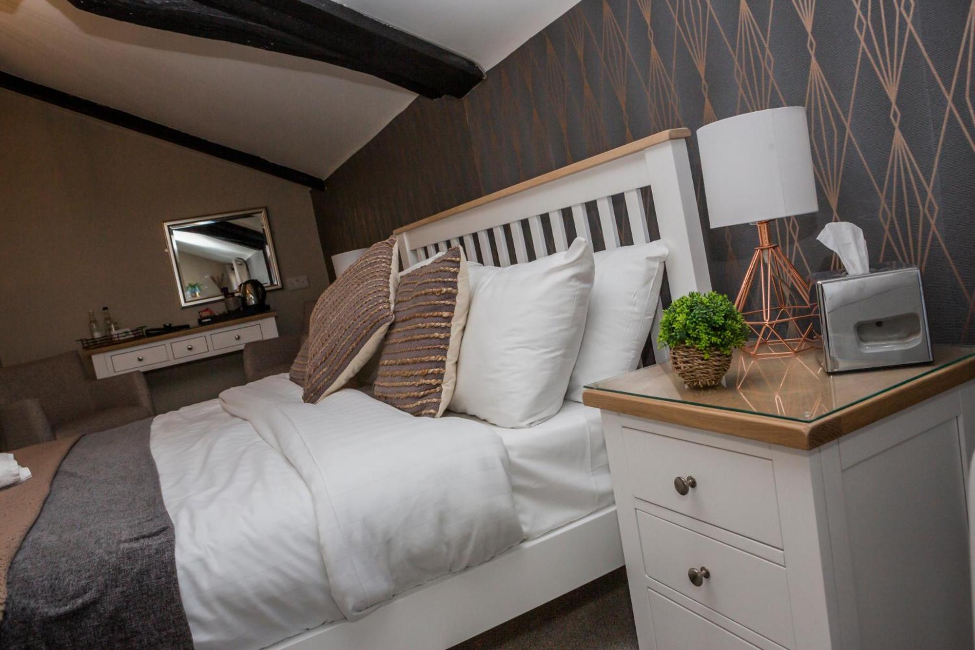 The Black Swan Inn Horsham St Faith Exteriör bild