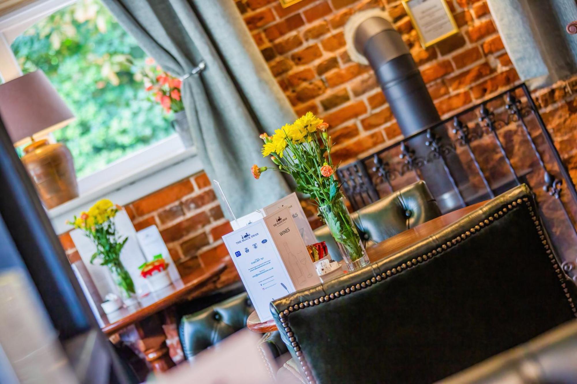The Black Swan Inn Horsham St Faith Exteriör bild