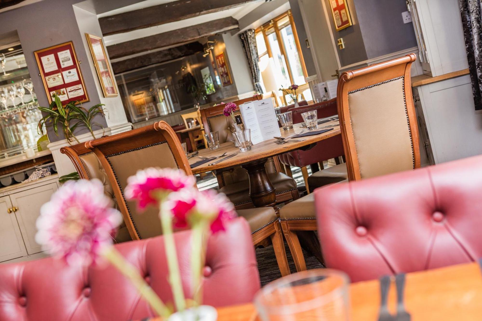 The Black Swan Inn Horsham St Faith Exteriör bild